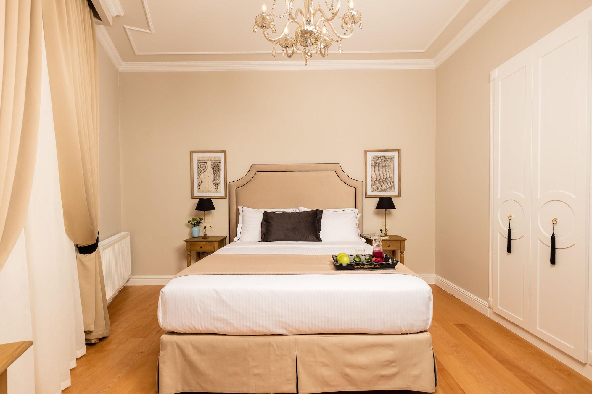 Mansion Luxury Hotel