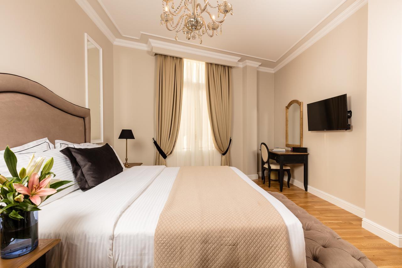 Mansion Luxury Atena