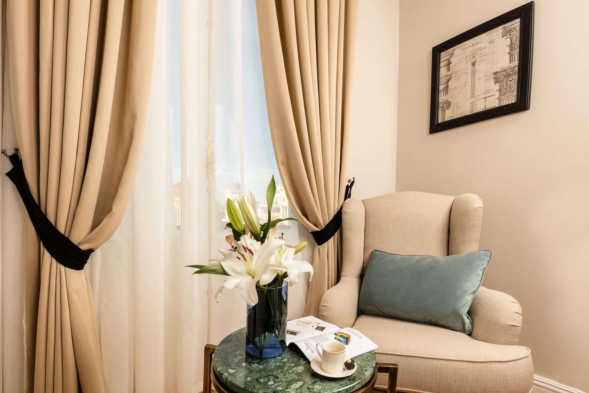 Mansion Luxury 4*